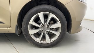 Used 2015 Hyundai Elite i20 [2014-2018] Asta 1.2 Petrol Manual tyres RIGHT FRONT TYRE RIM VIEW
