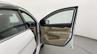 Used 2017 maruti-suzuki Ciaz Alpha Petrol Petrol Manual interior RIGHT FRONT DOOR OPEN VIEW