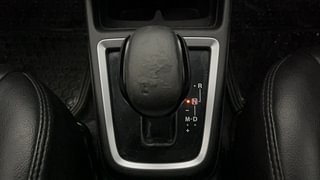 Used 2018 Maruti Suzuki Swift [2017-2020] ZDI AMT Diesel Automatic interior GEAR  KNOB VIEW