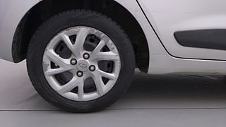 Used 2018 Hyundai Grand i10 [2017-2020] Sportz (O) 1.2 kappa VTVT Petrol Manual tyres RIGHT REAR TYRE RIM VIEW