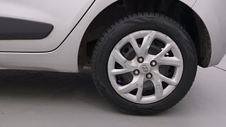 Used 2018 Hyundai Grand i10 [2017-2020] Sportz (O) 1.2 kappa VTVT Petrol Manual tyres LEFT REAR TYRE RIM VIEW