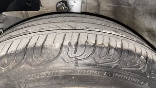 Used 2014 Honda Brio [2011-2016] VX MT Petrol Manual tyres LEFT FRONT TYRE TREAD VIEW