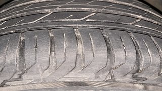 Used 2017 hyundai Tucson GLS 2WD AT Diesel Diesel Automatic tyres LEFT FRONT TYRE TREAD VIEW