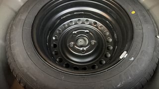 Used 2021 Kia Sonet HTX 1.0 iMT Petrol Manual tyres SPARE TYRE VIEW