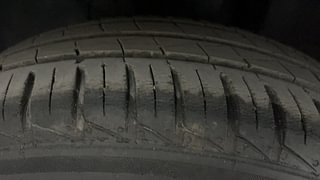 Used 2021 Renault Kwid CLIMBER 1.0 AMT Opt Petrol Automatic tyres LEFT FRONT TYRE TREAD VIEW
