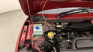 Used 2021 Renault Kwid 1.0L RXT (O) AMT SCE Petrol Automatic engine ENGINE RIGHT SIDE HINGE & APRON VIEW