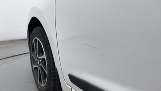 Used 2018 Hyundai Grand i10 [2017-2020] Sportz AT 1.2 Kappa VTVT Petrol Automatic dents MINOR SCRATCH