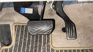 Used 2020 Maruti Suzuki Ciaz Delta AT Petrol Petrol Automatic interior PEDALS VIEW