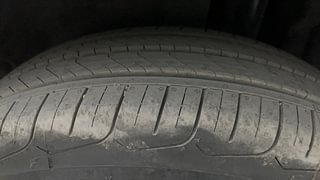 Used 2015 Maruti Suzuki Swift [2011-2017] ZXi Petrol Manual tyres LEFT REAR TYRE TREAD VIEW