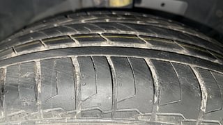 Used 2018 Ford EcoSport [2017-2021] Ambiente 1.5L Ti-VCT Petrol Manual tyres RIGHT FRONT TYRE TREAD VIEW