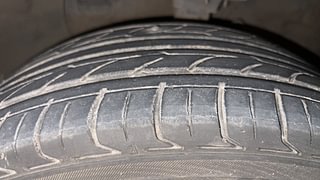 Used 2015 Hyundai Elite i20 [2014-2018] Asta 1.4 CRDI Diesel Manual tyres LEFT FRONT TYRE TREAD VIEW