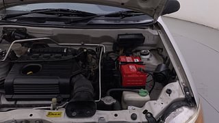 Used 2013 Maruti Suzuki Alto K10 [2010-2014] VXi Petrol Manual engine ENGINE LEFT SIDE HINGE & APRON VIEW
