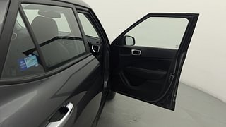 Used 2021 Hyundai Venue [2019-2022] SX 1.0 (O) Turbo iMT Petrol Manual interior RIGHT FRONT DOOR OPEN VIEW