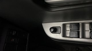 Used 2010 Maruti Suzuki Wagon R 1.0 [2010-2019] VXi Petrol Manual top_features Adjustable ORVM