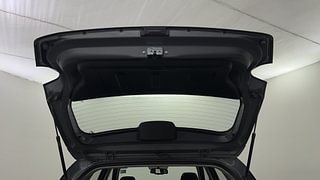 Used 2021 Hyundai Venue [2019-2022] SX 1.0 (O) Turbo iMT Petrol Manual interior DICKY DOOR OPEN VIEW