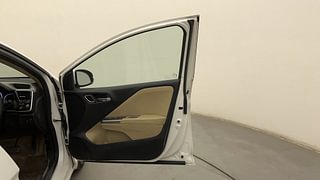 Used 2017 Honda City [2017-2020] ZX CVT Petrol Automatic interior RIGHT FRONT DOOR OPEN VIEW