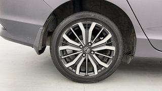 Used 2017 Honda City [2017-2020] ZX CVT Petrol Automatic tyres RIGHT REAR TYRE RIM VIEW