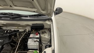 Used 2012 Maruti Suzuki Alto K10 [2010-2014] VXi Petrol Manual engine ENGINE LEFT SIDE HINGE & APRON VIEW