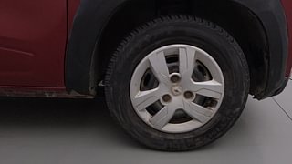 Used 2016 Renault Kwid [2015-2019] RXT Petrol Manual tyres RIGHT FRONT TYRE RIM VIEW