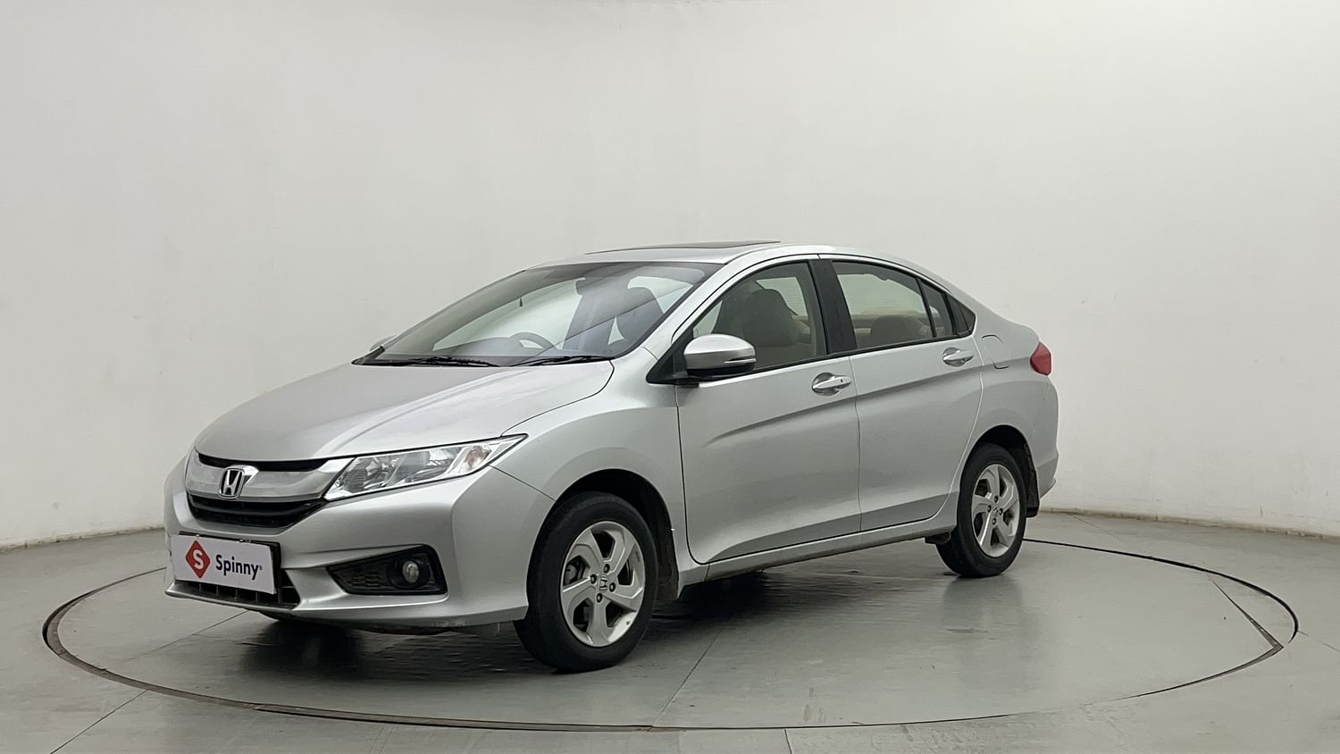 LEFT FRONT CORNER VIEW