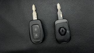 Used 2021 Renault Kwid CLIMBER 1.0 AMT Opt Petrol Automatic extra CAR KEY VIEW