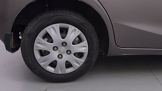Used 2014 Honda Brio [2011-2016] S MT Petrol Manual tyres RIGHT REAR TYRE RIM VIEW