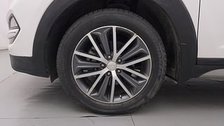 Used 2017 hyundai Tucson GLS 2WD AT Diesel Diesel Automatic tyres LEFT FRONT TYRE RIM VIEW