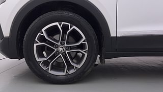 Used 2021 Skoda Kushaq Style 1.0L TSI MT Petrol Manual tyres LEFT FRONT TYRE RIM VIEW