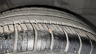 Used 2012 Honda Brio [2011-2016] S MT Petrol Manual tyres RIGHT REAR TYRE TREAD VIEW