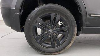 Used 2018 Maruti Suzuki Vitara Brezza [2016-2020] ZDi Plus Diesel Manual tyres RIGHT REAR TYRE RIM VIEW