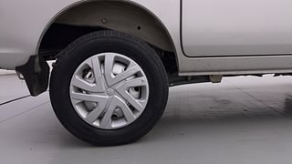 Used 2021 Maruti Suzuki Eeco AC 5 STR Petrol Manual tyres RIGHT REAR TYRE RIM VIEW