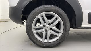 Used 2020 Renault Triber RXZ AMT Petrol Automatic tyres RIGHT REAR TYRE RIM VIEW