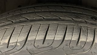 Used 2015 Honda City [2014-2017] VX CVT Petrol Automatic tyres RIGHT FRONT TYRE TREAD VIEW