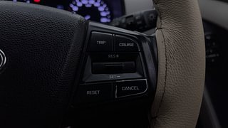 Used 2018 Hyundai Creta [2018-2020] 1.6 SX AT Diesel Automatic top_features Cruise control