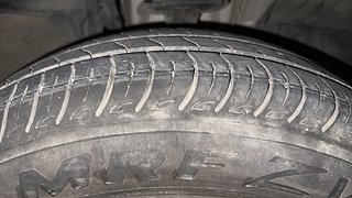 Used 2021 Renault Triber RXZ Petrol Manual tyres RIGHT FRONT TYRE TREAD VIEW