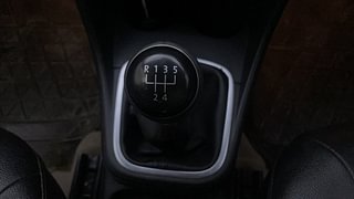 Used 2015 Volkswagen Polo [2014-2020] Highline 1.5 (D) Diesel Manual interior GEAR  KNOB VIEW