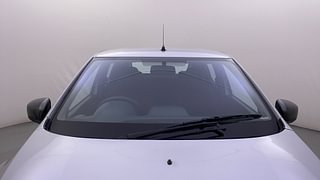 Used 2020 Renault Kwid [2015-2019] 1.0 RXT AMT Opt Petrol Automatic exterior FRONT WINDSHIELD VIEW
