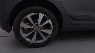 Used 2015 Hyundai Elite i20 [2014-2018] Asta 1.2 Petrol Manual tyres RIGHT REAR TYRE RIM VIEW