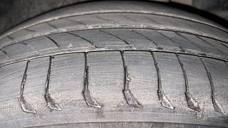 Used 2018 Hyundai Creta [2018-2020] 1.6 SX AT Diesel Automatic tyres LEFT REAR TYRE TREAD VIEW
