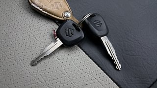 Used 2021 Maruti Suzuki Eeco AC 5 STR Petrol Manual extra CAR KEY VIEW