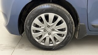 Used 2017 Maruti Suzuki Baleno [2015-2019] Zeta Petrol Petrol Manual tyres LEFT FRONT TYRE RIM VIEW