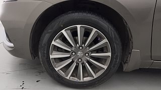 Used 2019 Maruti Suzuki Ciaz Alpha AT Petrol Petrol Automatic tyres LEFT FRONT TYRE RIM VIEW