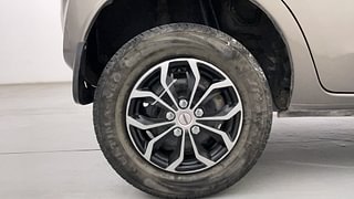 Used 2019 Datsun Redi-GO [2015-2019] S 1.0 Petrol Manual tyres RIGHT REAR TYRE RIM VIEW