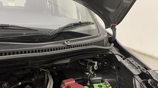 Used 2014 Maruti Suzuki Wagon R 1.0 [2010-2019] VXi Petrol Manual engine ENGINE LEFT SIDE HINGE & APRON VIEW