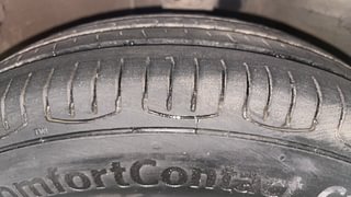 Used 2012 Hyundai i10 [2010-2016] Magna 1.2 Petrol Petrol Manual tyres LEFT FRONT TYRE TREAD VIEW