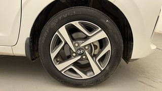 Used 2023 Hyundai Aura SX 1.2 CNG Petrol+cng Manual tyres RIGHT FRONT TYRE RIM VIEW