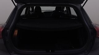 Used 2015 Hyundai Elite i20 [2014-2018] Asta 1.2 Petrol Manual interior DICKY INSIDE VIEW
