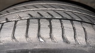 Used 2018 Hyundai Creta [2018-2020] 1.6 SX AT Diesel Automatic tyres RIGHT FRONT TYRE TREAD VIEW