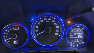 Used 2016 Honda City VX CVT Petrol Automatic interior CLUSTERMETER VIEW