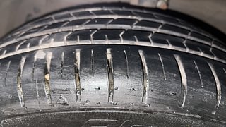 Used 2019 Maruti Suzuki Ciaz Alpha AT Petrol Petrol Automatic tyres LEFT FRONT TYRE TREAD VIEW